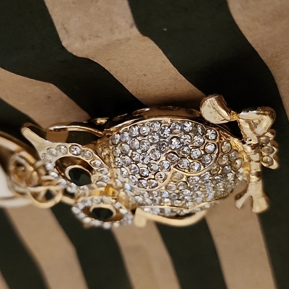 Naturalizer Owl Keychain - Picture 8 of 10